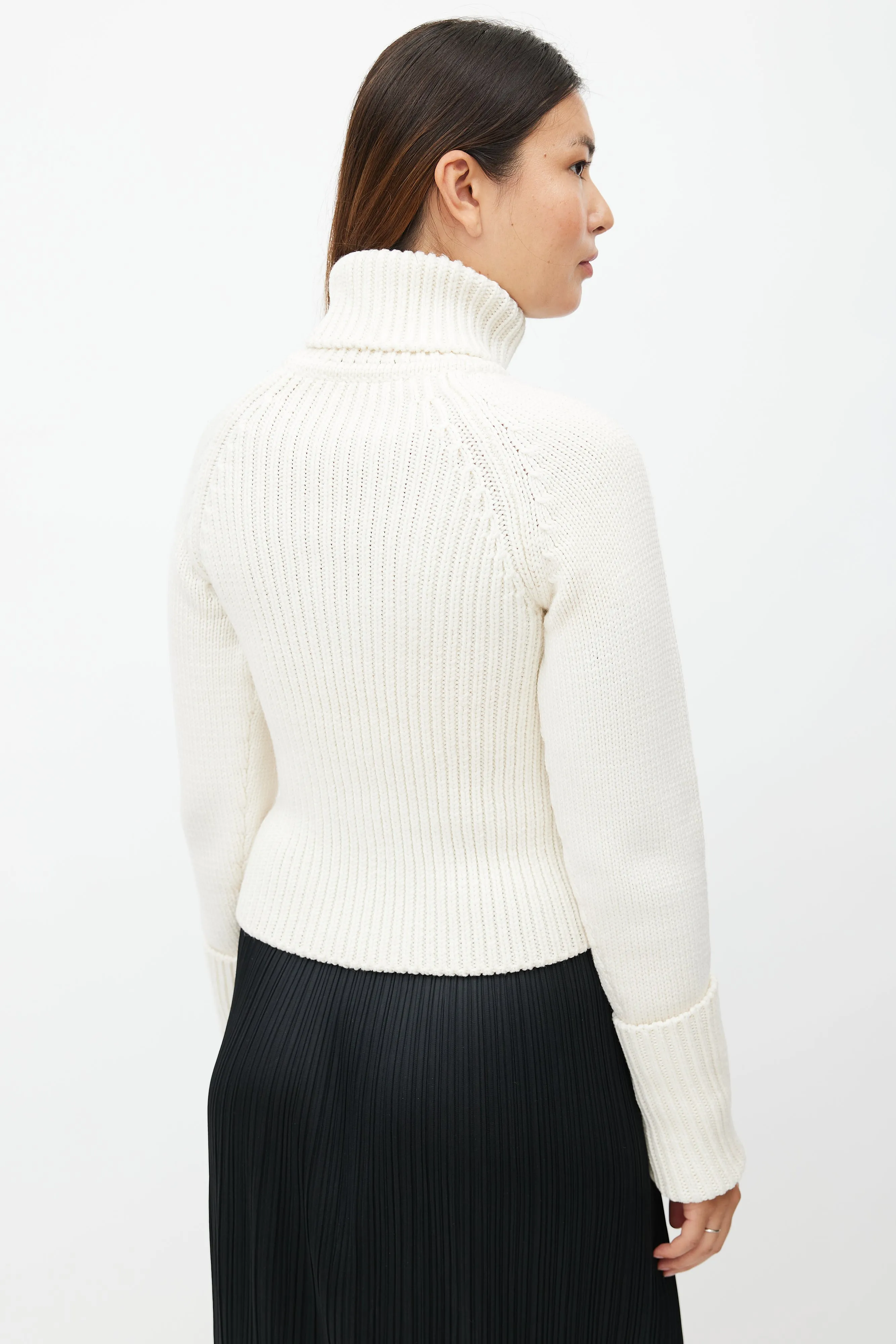 Cream Ribbed Knit Wool Turtleneck