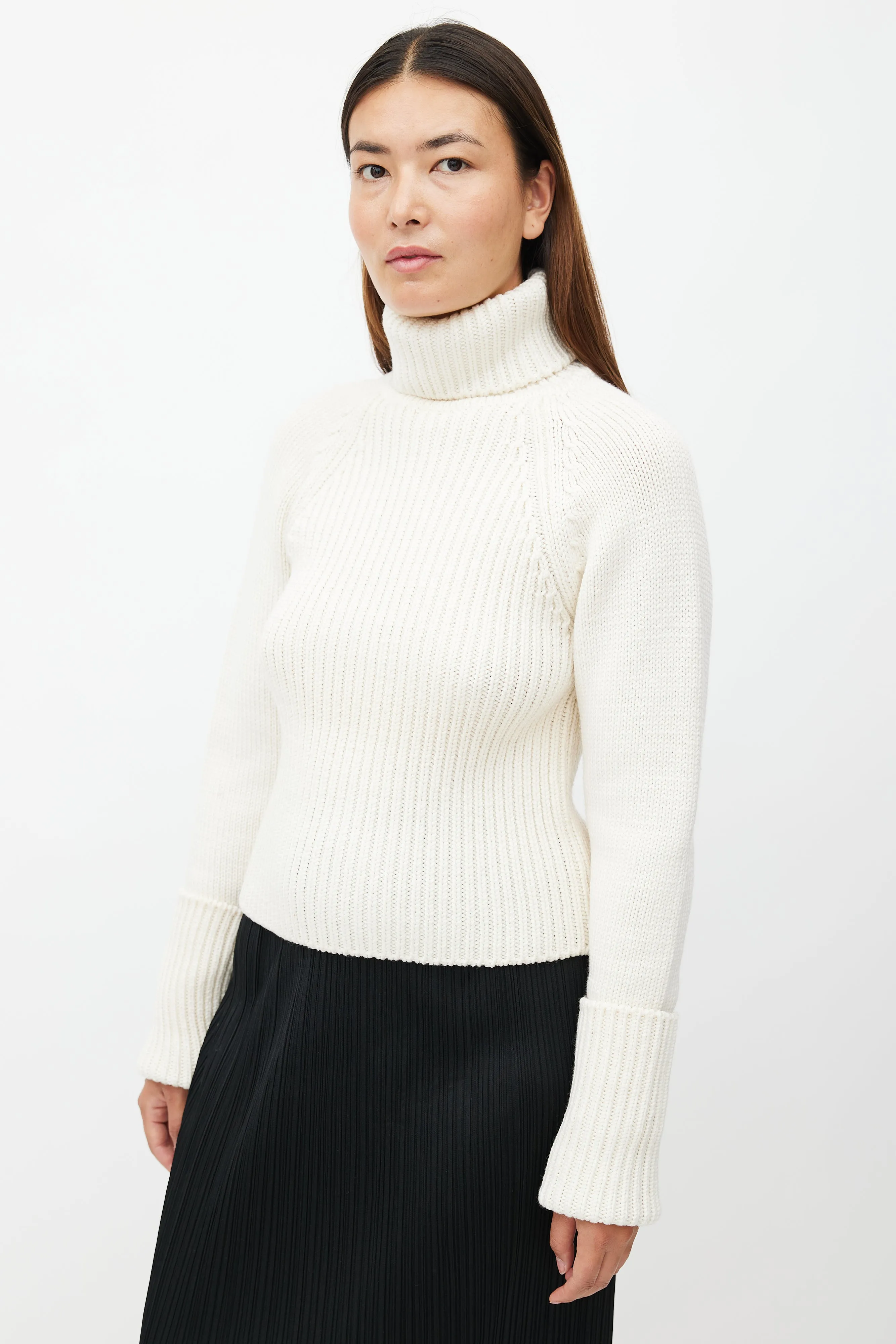 Cream Ribbed Knit Wool Turtleneck