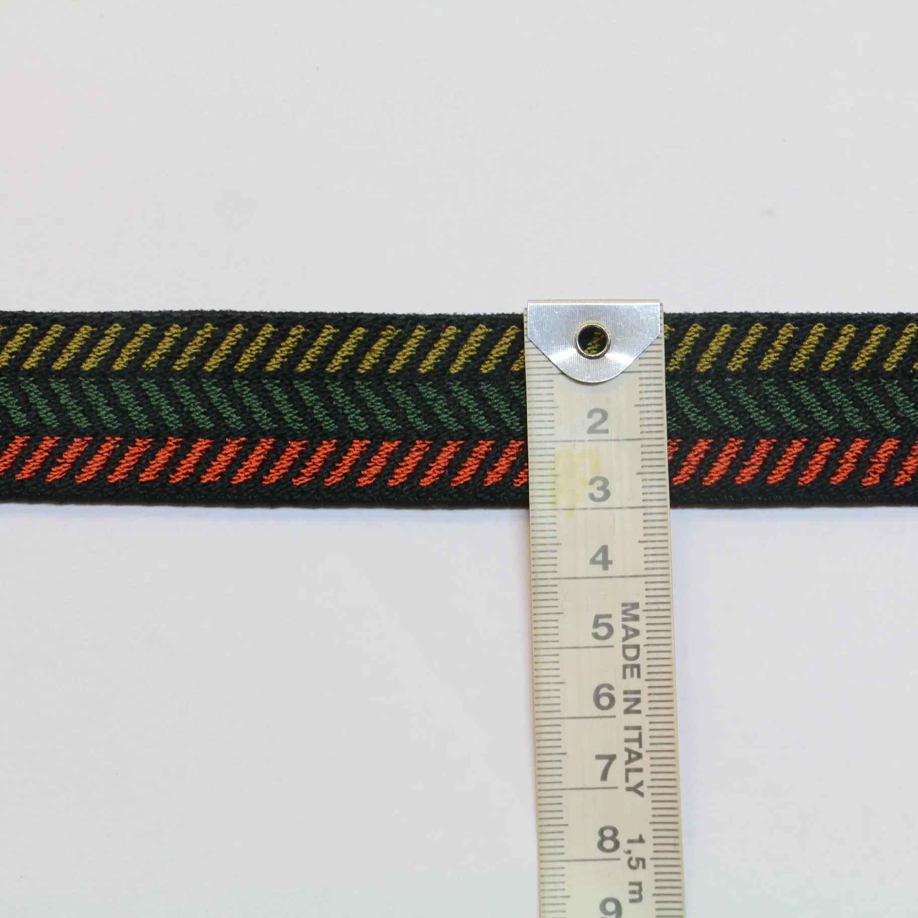 Fancy Elastic (30mm/1 1/4") - Black/Zig Zag Jacquard