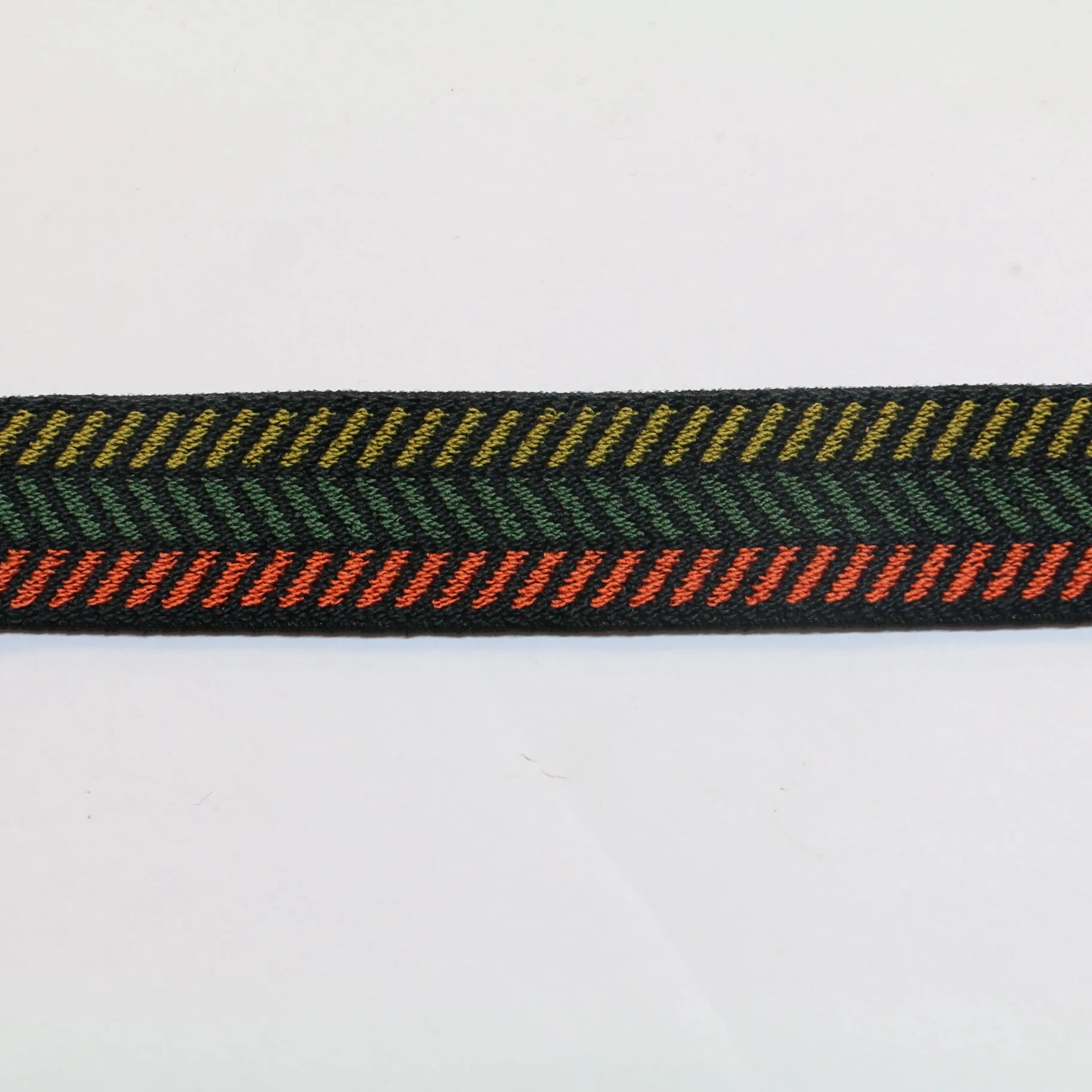 Fancy Elastic (30mm/1 1/4") - Black/Zig Zag Jacquard