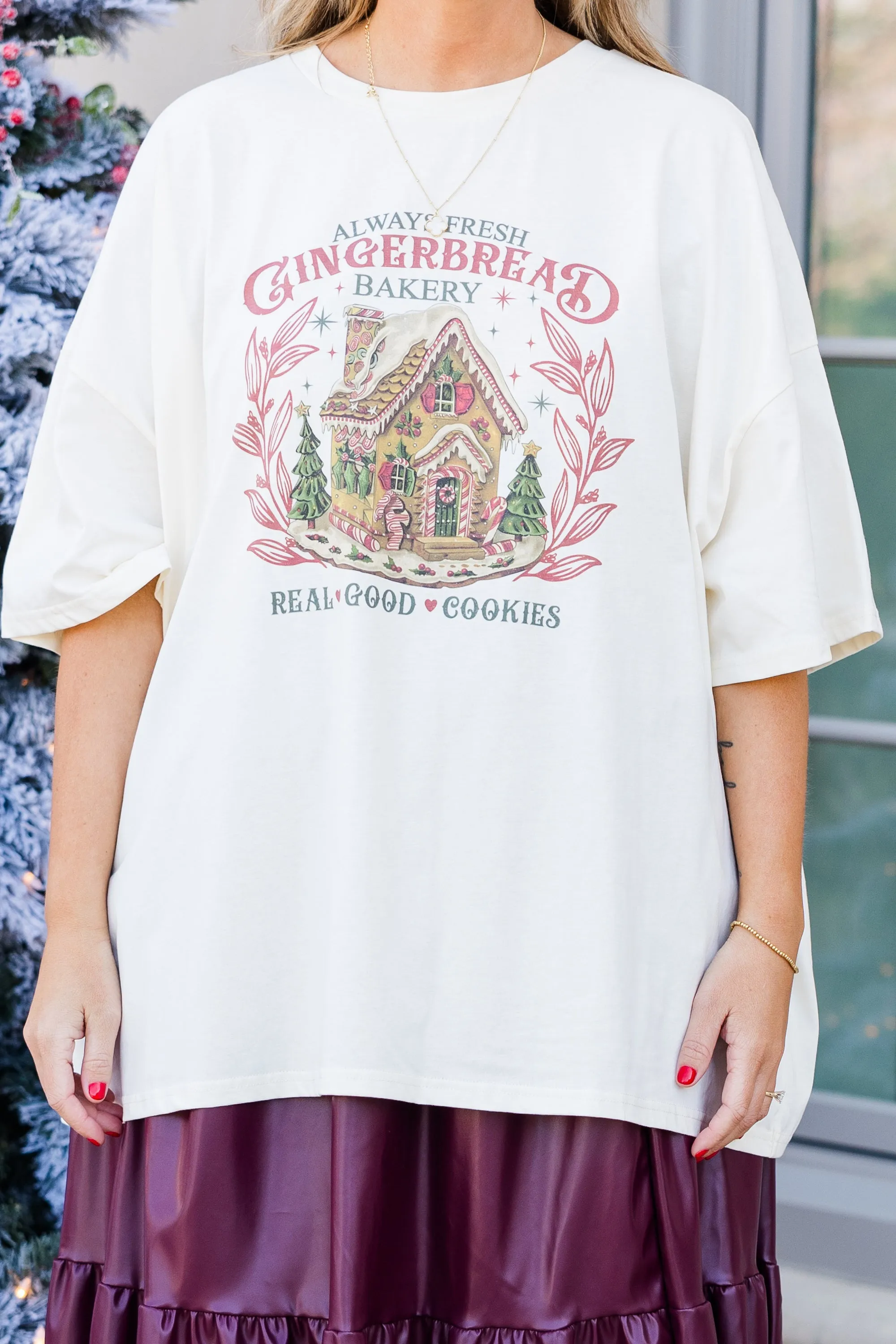 Gingerbread House Boyfriend Tee, Ivory